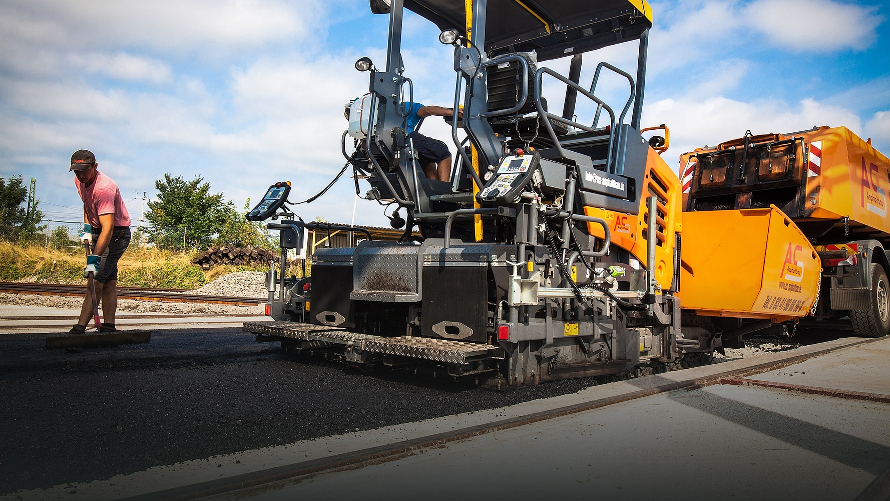 Gehweg, Radweg, Kabelleitungen